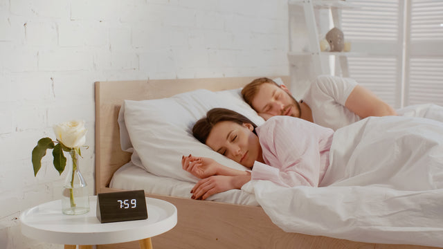 Bedroom Temperature: The 65-68°F Rule, Cooling Mattresses, and the Warm-Feet Paradox